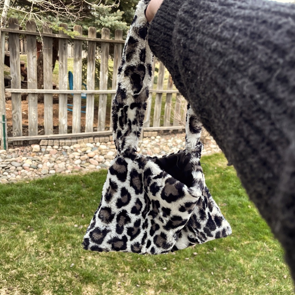 Handmade white snow leopard print purse faux fur